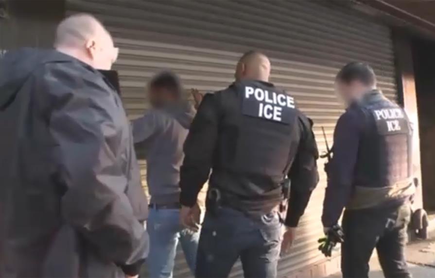 Realizan redada en Nueva York donde arrestan a 60 extranjeros incluyendo dominicanos  