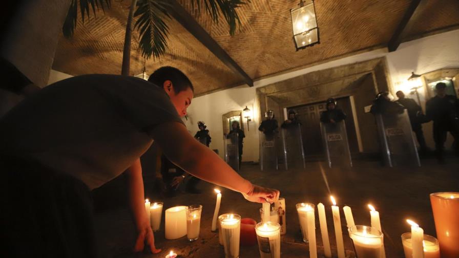 Estudiantes perdidos en Jalisco fueron asesinados y sus cadáveres fueron disueltos en ácido Estudiantes perdidos en Jalisco fueron asesinados y sus cadáveres fueron disueltos en ácido