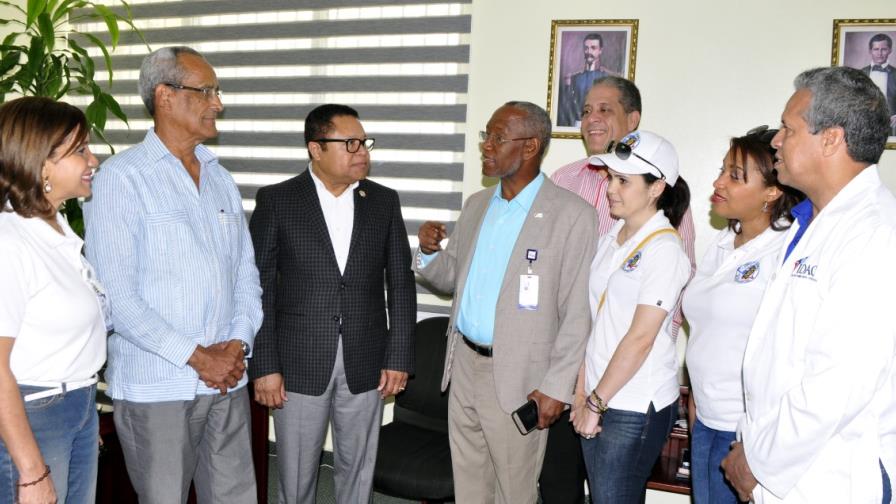 El IDAC y Pasaportes llevan operativo de salud a Samaná