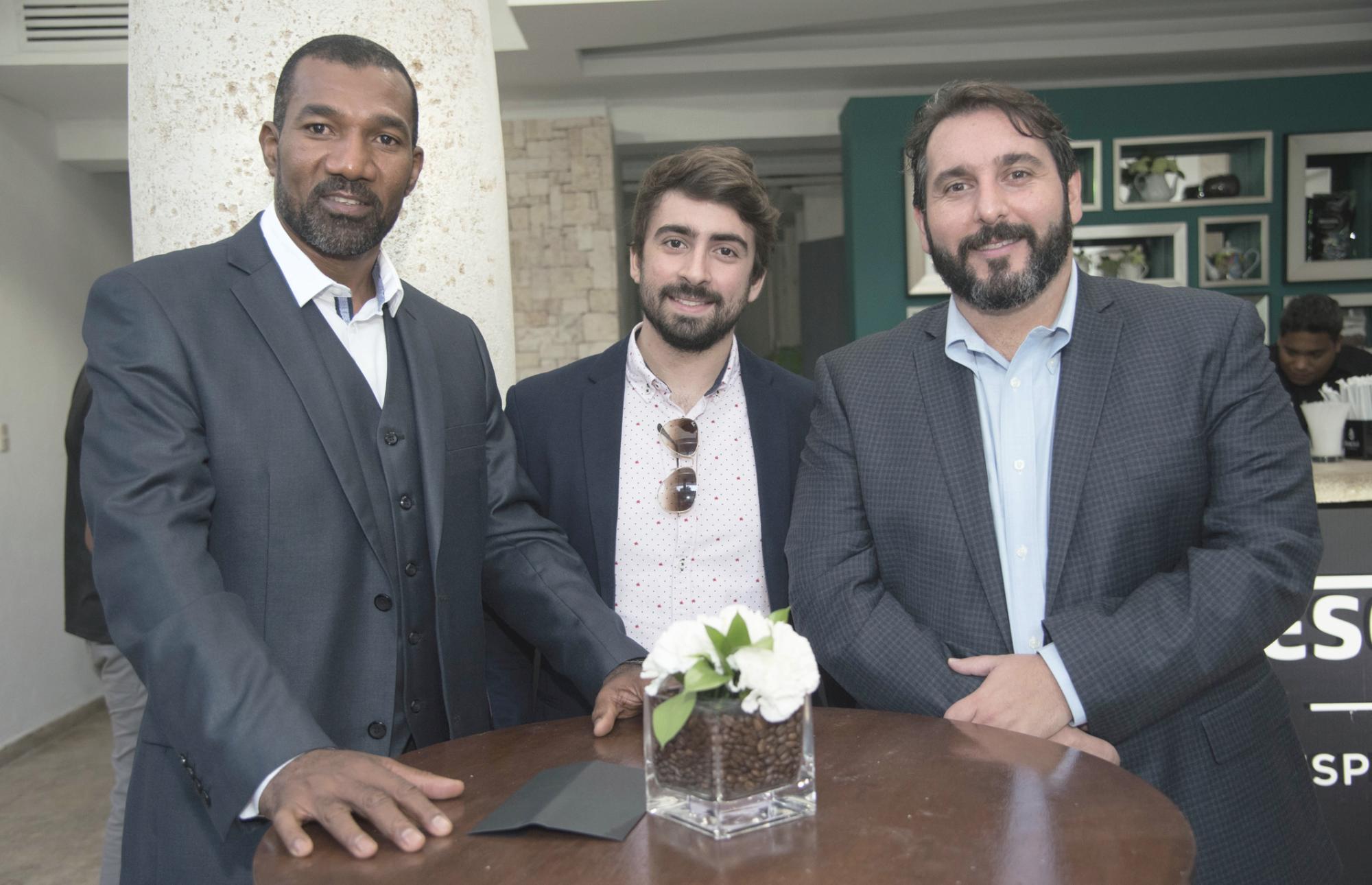 Samuel De la Cruz, Miguel Elmudesi y Carlos Quevedo.