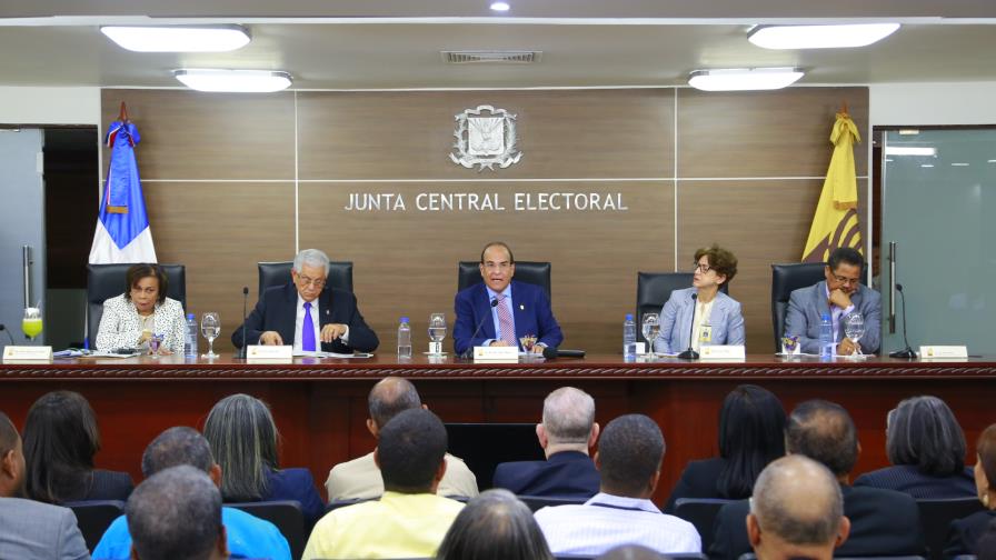 JCE realiza encuentro con Juntas Electorales de Santo Domingo y provincias aledañas