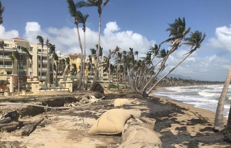 Universidad diseña vehículo para explorar erosión de playas durante ciclones
