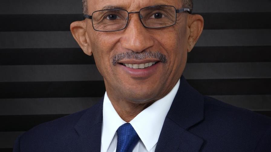 Vicerrector de la UASD pide retiro de propaganda “suntuosa” candidatos a rectores Vicerrector de la UASD pide retiro de propaganda “suntuosa” candidatos a rectores