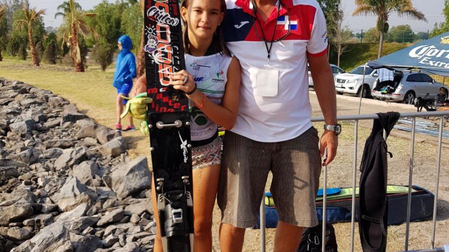 Francesca Pigozzi gana medalla de plata en modalidad Slalom Campeonato Latinoamericano de Esquí Náutica 