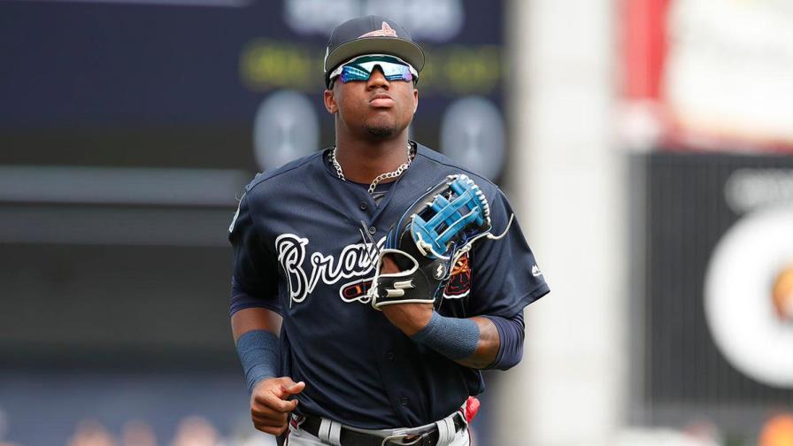 Ronald Acuña dio su primer hit en Grandes Ligas y Bravos se impusieron a Rojos
