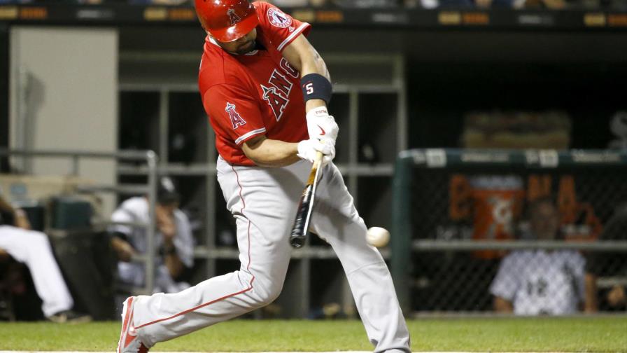 Pujols se acerca a marca histórica; ganan Hernández, Rodríguez y Chacín 