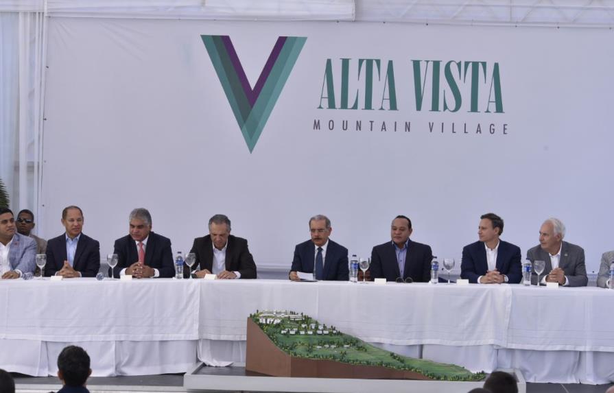 Presidente Medina deja iniciado trabajos de construcción de proyecto turístico en La Vega