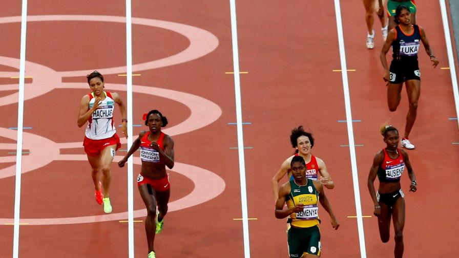 Atletismo fija límite de testosterona para mujeres en mediofondo