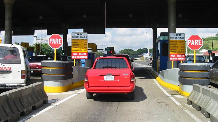 Empresarios de Haina piden reubicación del peaje Empresarios de Haina piden reubicación del peaje