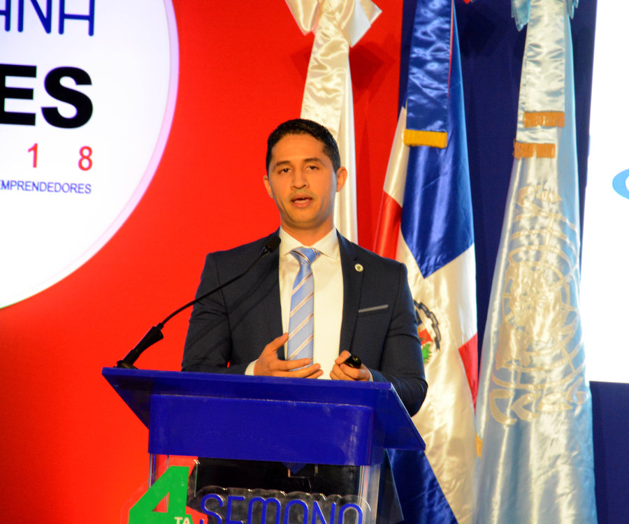 Noel Bou, director de Servicio de Apoyo a las Mipymes (MICM).