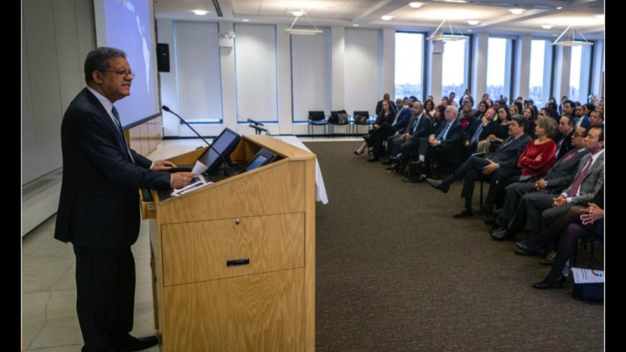 Leonel afirma en Nueva York que la Ley de Partidos está viciada desde sus orígenes