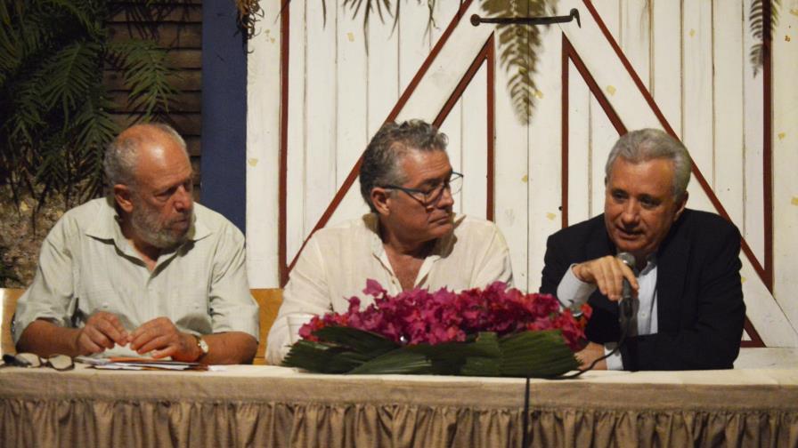 Casa de Teatro entrega Premios Literarios Nacionales de Cuento y Poesía