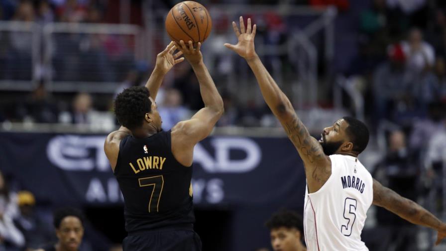 Raptors remontan y eliminan a Wizards