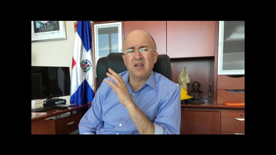 Domínguez Brito se va satisfecho del trabajo realizado en Medio Ambiente