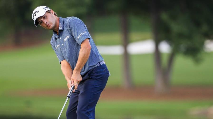 La pareja estadounidenses Kisner y Brown, nuevos líderes 