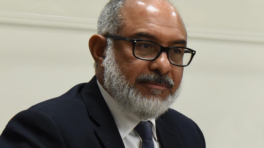 Persio Maldonado: acceso de la prensa a fuentes del Estado ha empeorado