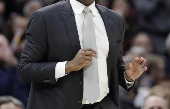 VIDEO La expresión de LeBron después del juego: “Quiero irme a casa”