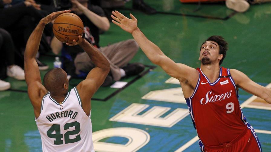 Horford domina y Celtics se adelantan a Sixers en semis del Este