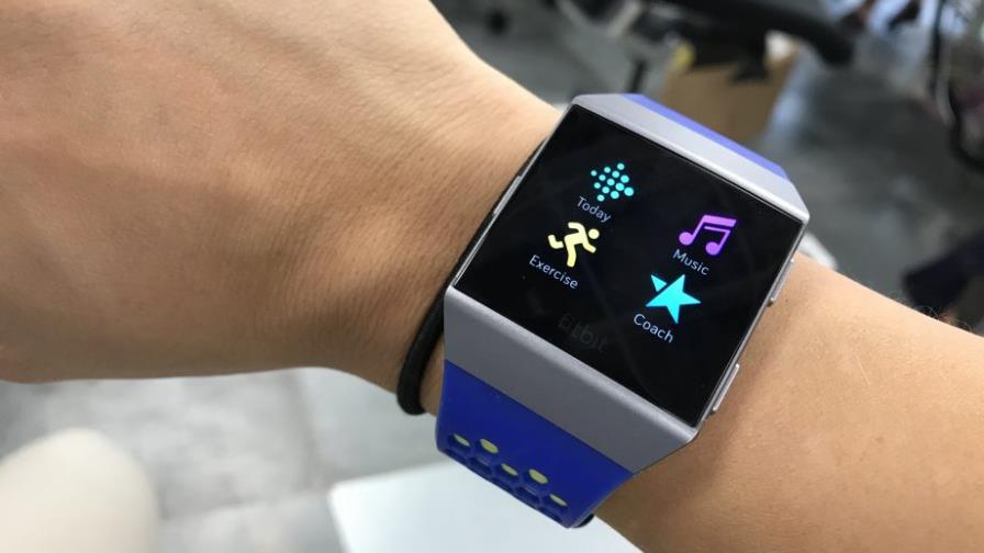 Fitbit anuncia alianza con Google