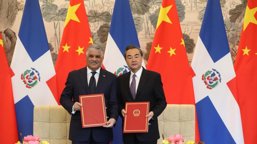 República Dominicana debe hilar fino para no afectar su relación con EEUU República Dominicana debe hilar fino para no afectar su relación con EEUU