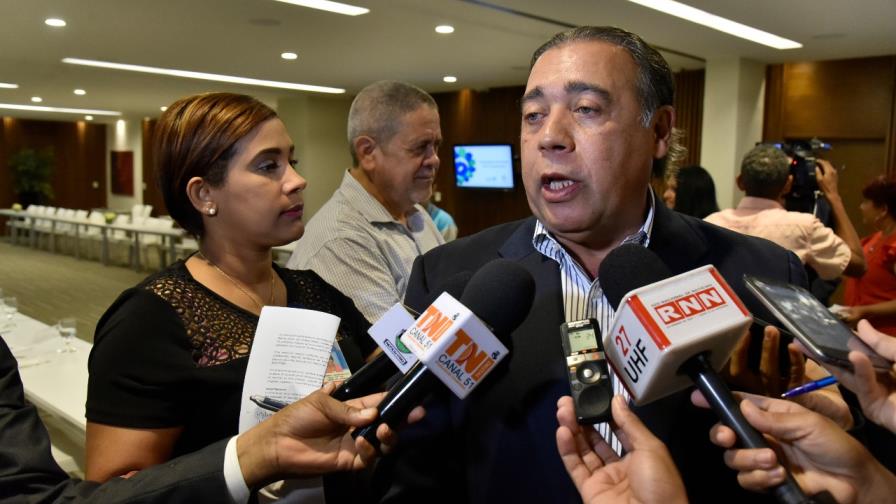 Patronos dicen quejas por salarios no tienen razón de ser Patronos dicen quejas por salarios no tienen razón de ser