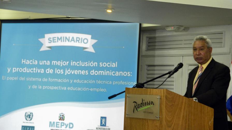 Gobierno anuncia plan para elevar el acceso de los jóvenes al mercado laboral