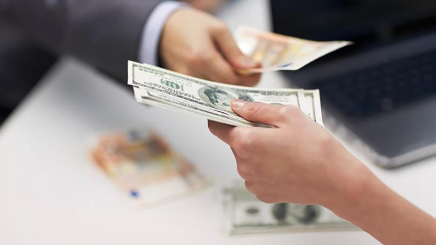 El Gobierno alista un plan para centralizar la emisión de deuda El Gobierno alista un plan para centralizar la emisión de deuda