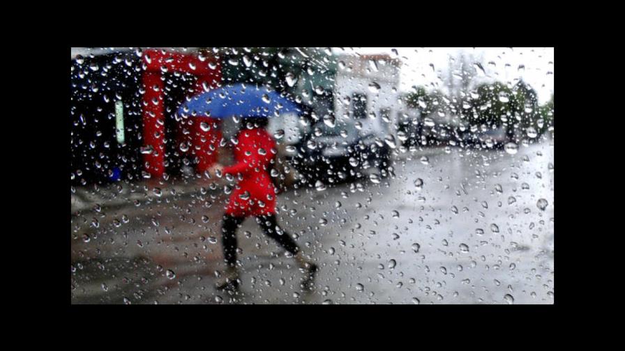 Aguaceros continuarán este domingo y el lunes; suben a 25 las provincias en alerta