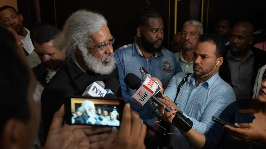 Juan Hubieres anuncia movilizaciones a partir del próximo  martes