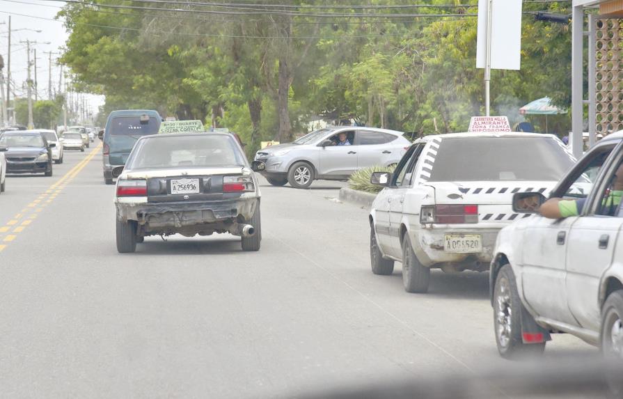 Falta de mantenimiento agrava situación del obsoleto parque vehicular dominicano