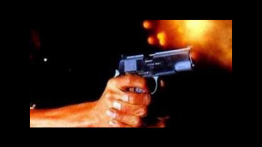 Mueren dos hombres en enfrentamiento entre bandas por el control de un punto de drogas