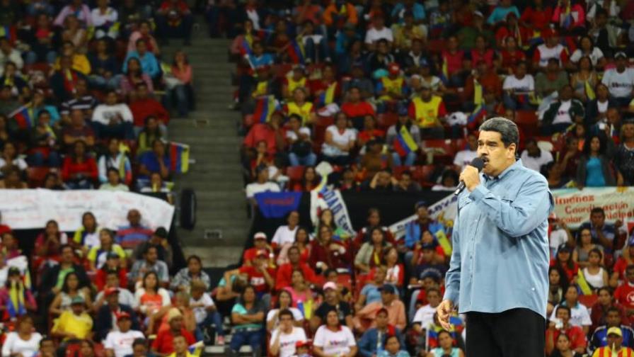Maduro anuncia se retomará diálogo después de elecciones con apoyo de RD Maduro anuncia se retomará diálogo después de elecciones con apoyo de RD