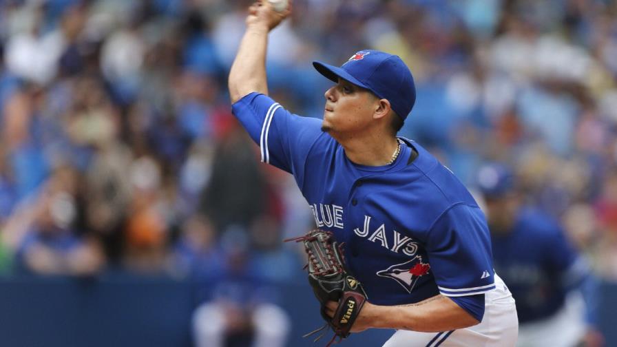 El cerrador de los Azulejos Roberto Osuna  es acusado de agredir a una mujer