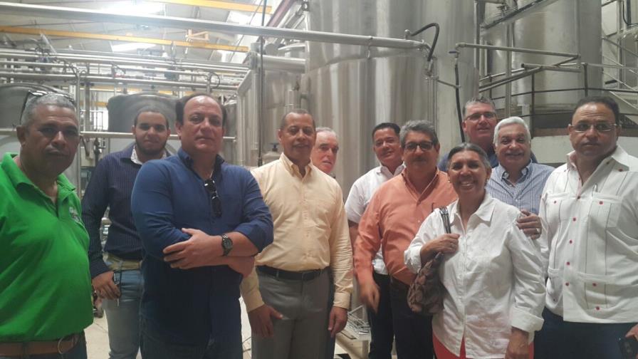 Cacaocultores invierten RD$1,200 millones en planta procesadora Cacaocultores invierten RD$1,200 millones en planta procesadora