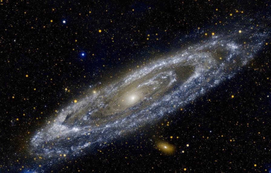 Vía Láctea es mayor de lo pensado, con disco de 200.000 años luz de diámetro 
