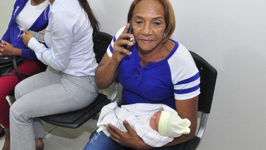 Recuperan niña robada del hospital presidente Estrella Ureña