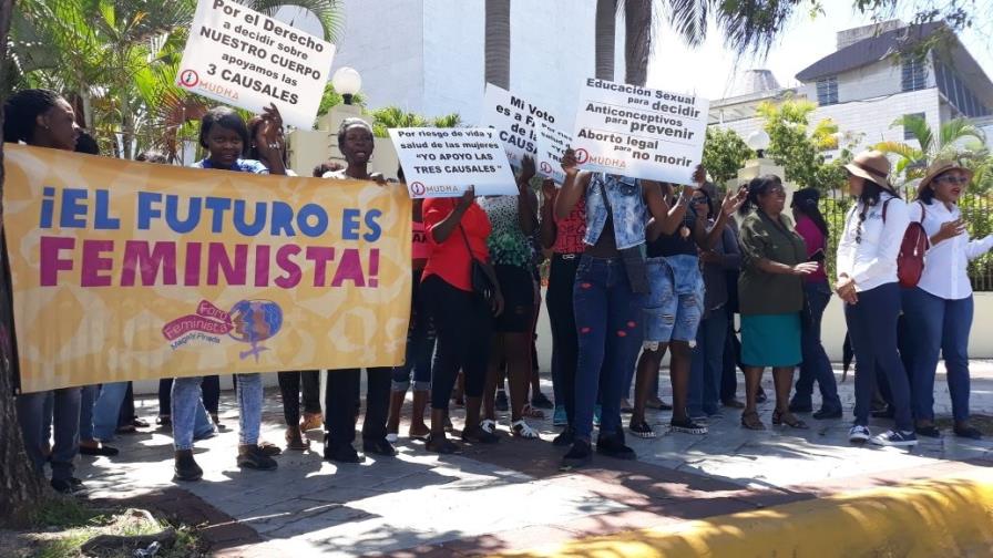 Demandan frente al Congreso Nacional despenalización del aborto Demandan frente al Congreso Nacional despenalización del aborto
