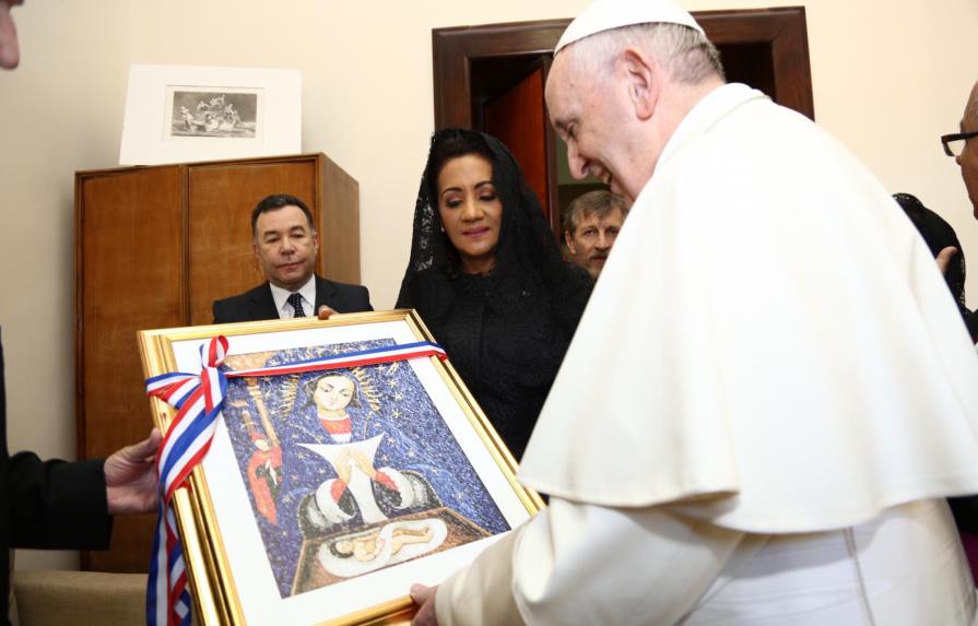 “Ojalá pueda ir”: El papa Francisco a invitación de Cándida Montilla de Medina 
