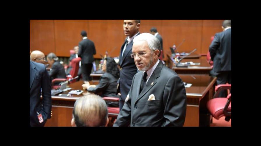 VIDEO: Amable Aristy “bailando” a ritmo de los Hermanos Rosario