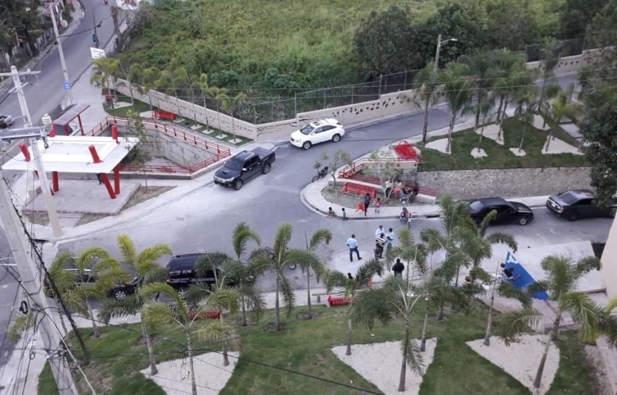 Alcalde de Haina convierte cañada en parque recreativo
