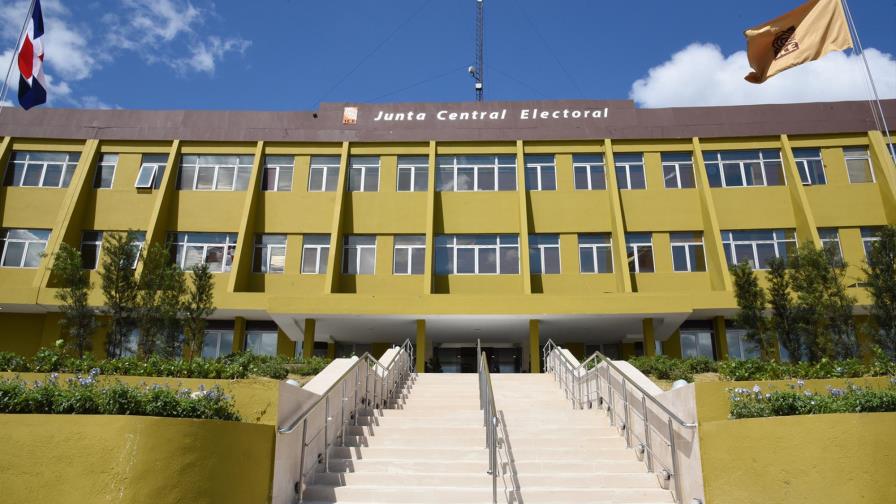  JCE: para concertar hay que reencuadrar