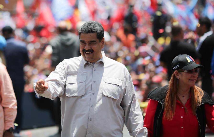 Maduro se vale de grandes plataformas mundiales en la web para buscar votos 