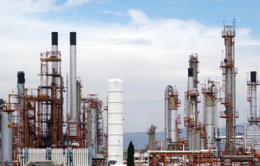  Irán y Venezuela son los “principales desafíos” para el precio del crudo, según la AIE