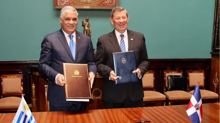 República Dominicana y Uruguay evalúan suprimir visado entre los dos países República Dominicana y Uruguay evalúan suprimir visado entre los dos países