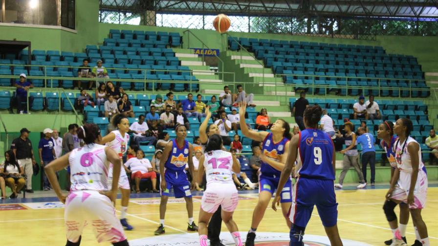 Las Murallas de San Lázaro obligadas a ganar ante Olímpicas de La Vega en segundo juego de la final