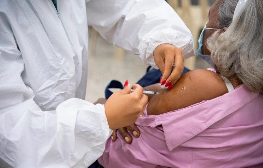 La UASD iniciará aplicación de segunda dosis de la vacuna contra el coronavirus a partir del martes