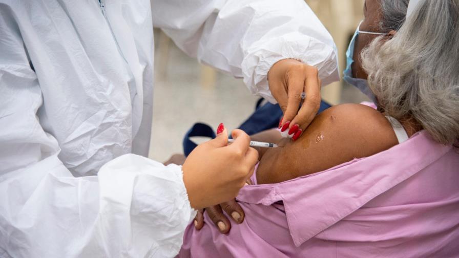 La UASD iniciará aplicación de segunda dosis de la vacuna contra el coronavirus a partir del martes