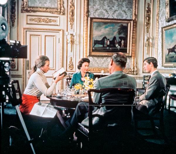 Durante la filmación del documental sobre la familia real en 1969.