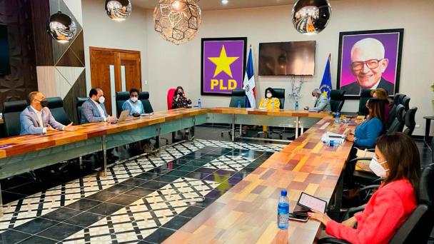 Comité Político del PLD selecciona a 103 miembros del Comité Central