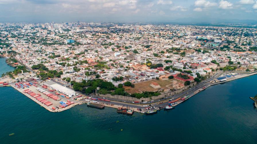 Por presión demográfica fue destruida parte de la muralla Ciudad Colonial